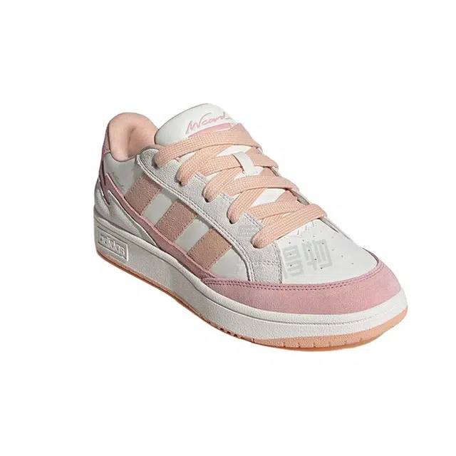 adidas WCARD ADV