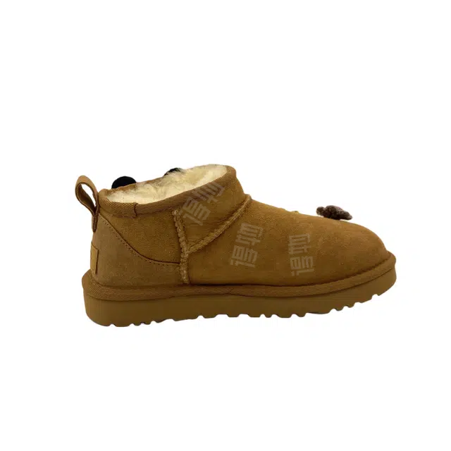UGG CLASSIC ULTRA MINI