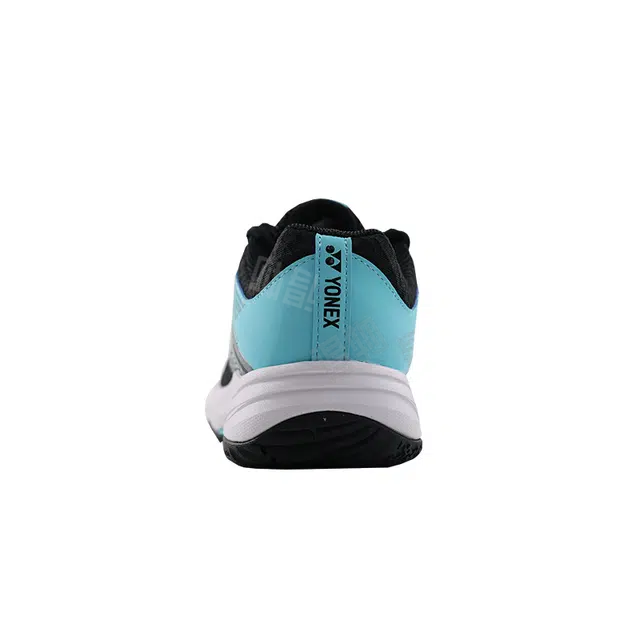 YONEX