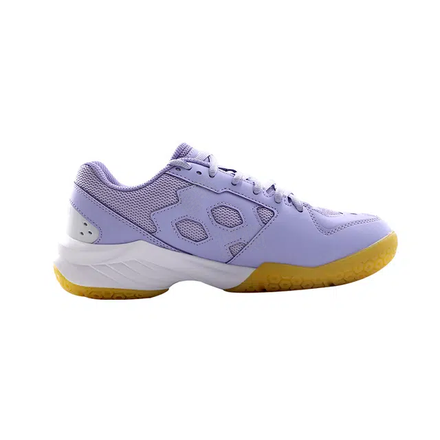 YONEX