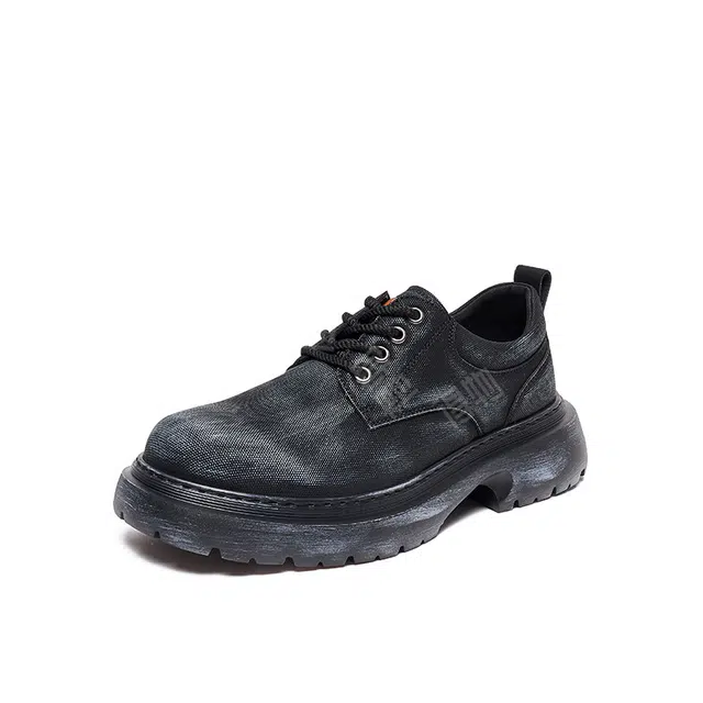Lee Cooper