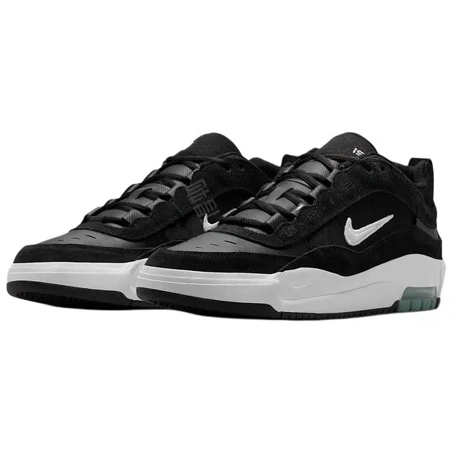 Nike Air Max Ishod