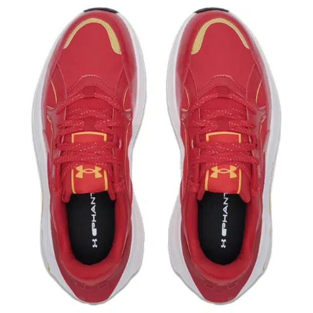 Under Armour Phantom 4