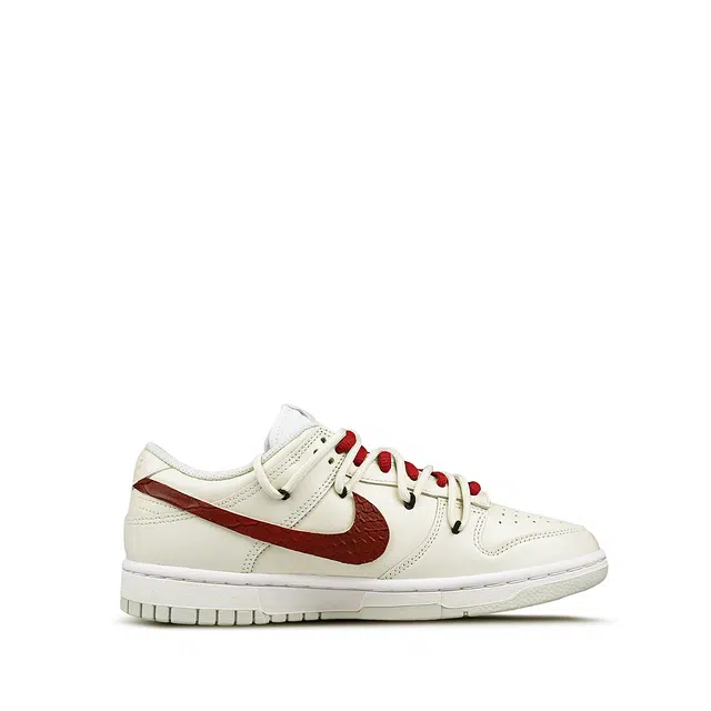 Nike Dunk Low Retro CNY