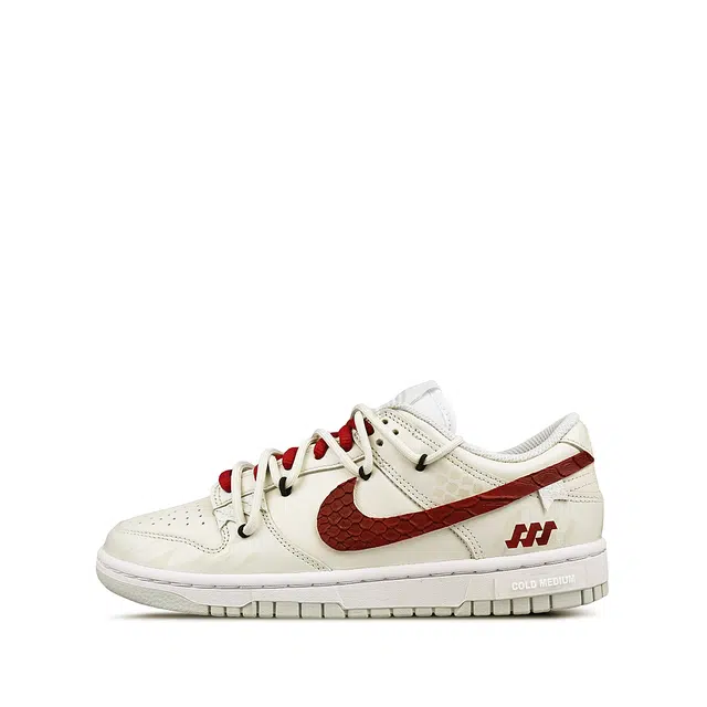 Nike Dunk Low Retro CNY