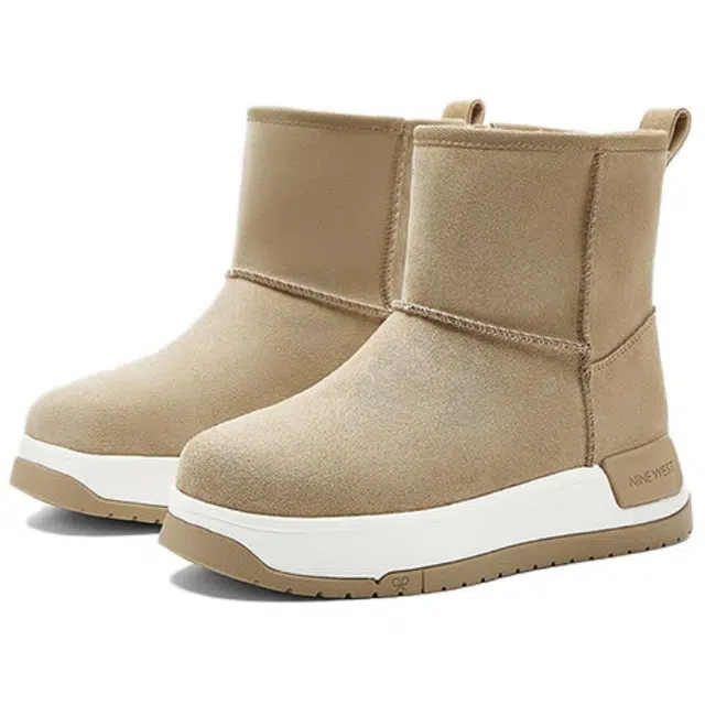 NINE WEST