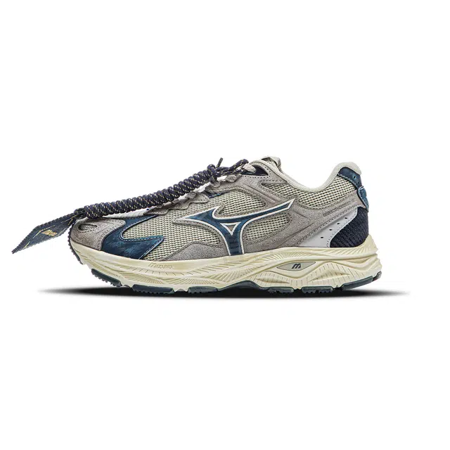 Mizuno Racer S CNY