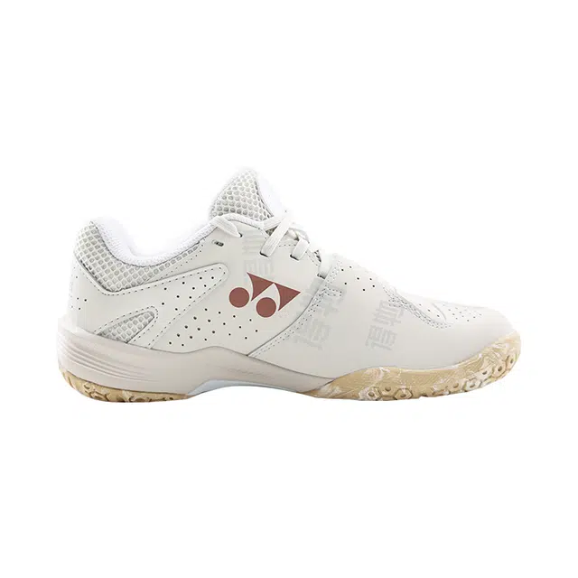 YONEX