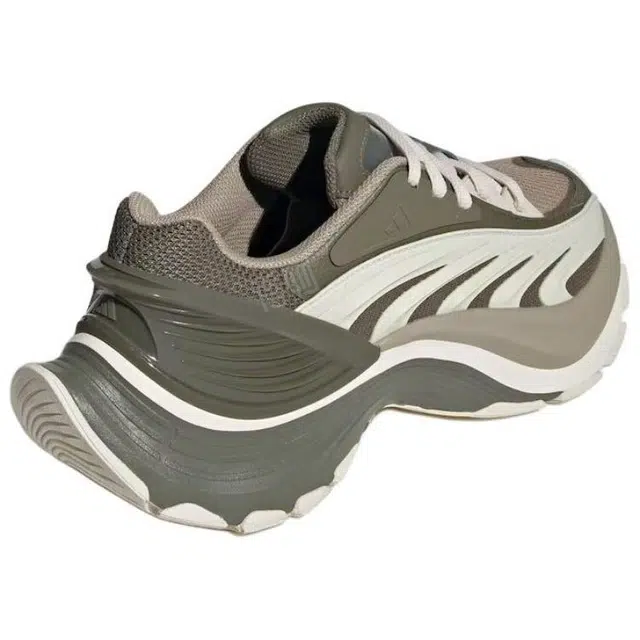 adidas XLG MTW