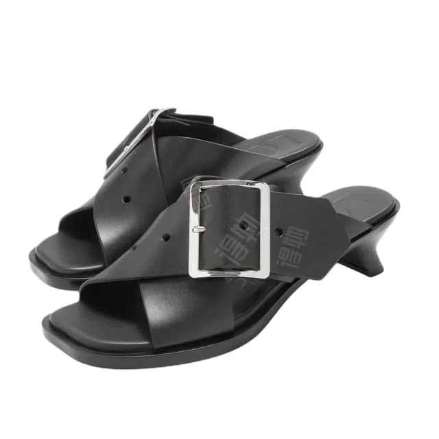 LOEWE Petal