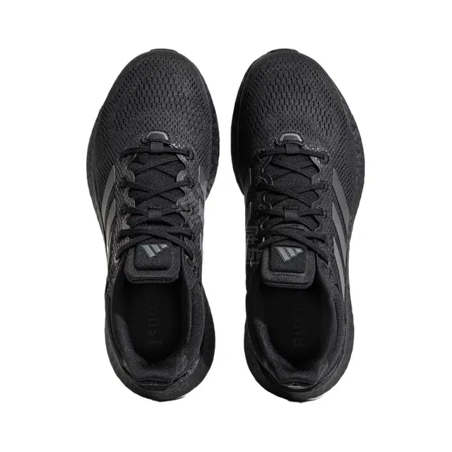 adidas Pureboost 21