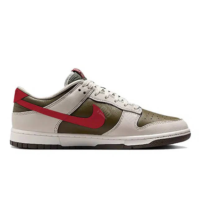 Nike Dunk Low "Year of the Snake"