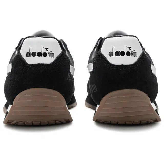diadora EQUIPTION