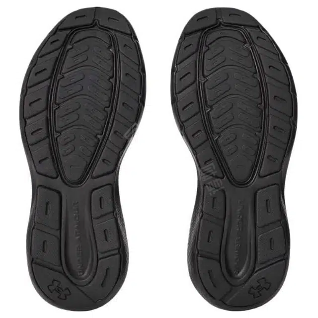 Under Armour Charged Rogue 5