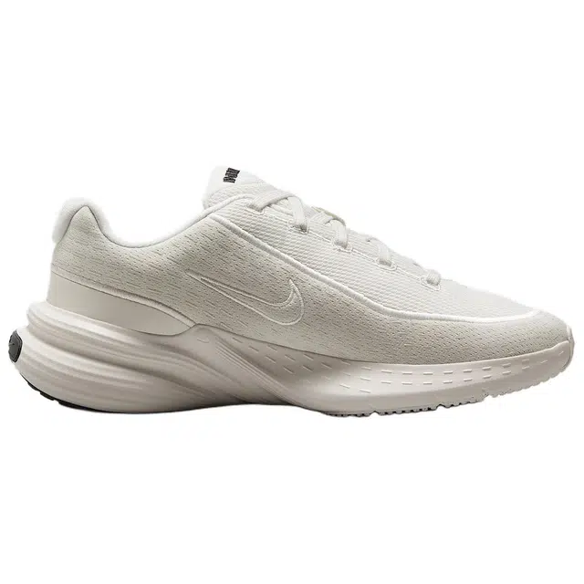 Nike Uplift SC
