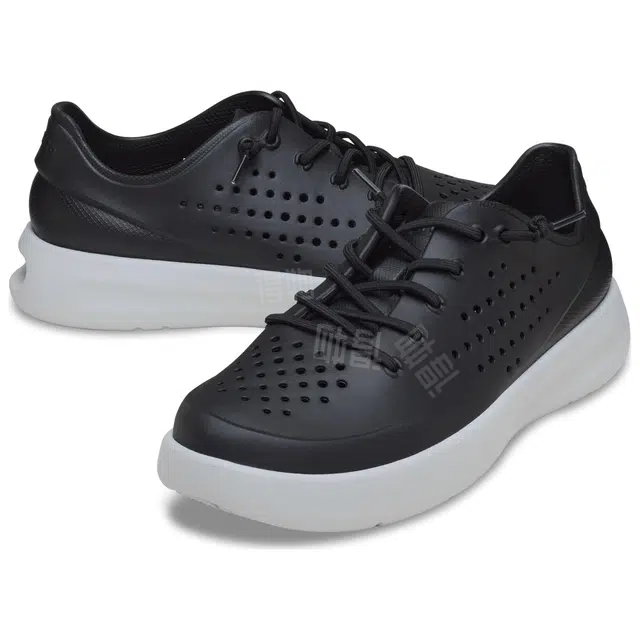 Crocs In Motion Pacer