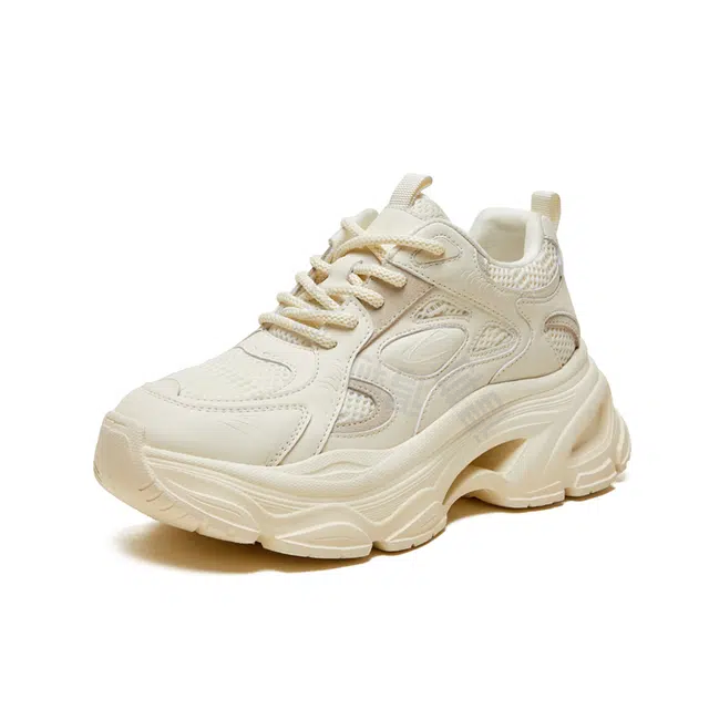 CAMEL ACTIVE