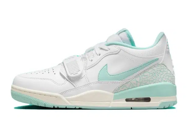 Jordan Legacy 312 811