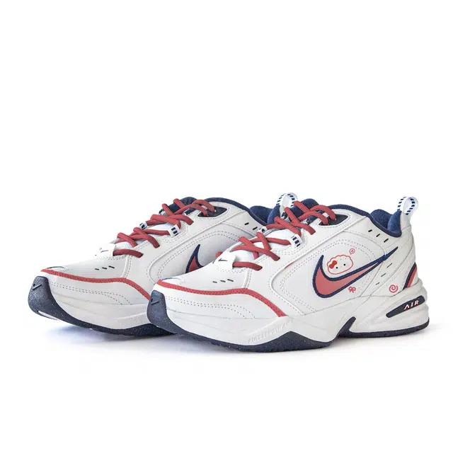 Nike Air Monarch 4