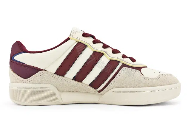 adidas Courtic