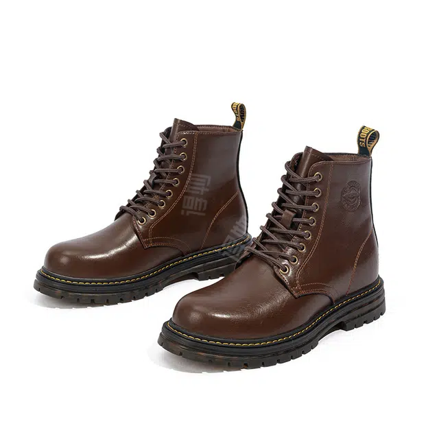 Lee Cooper