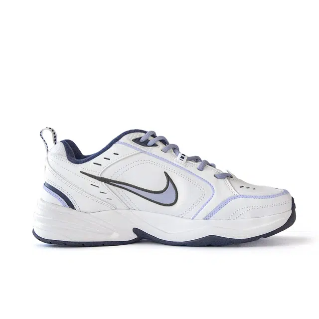 Nike Air Monarch 4