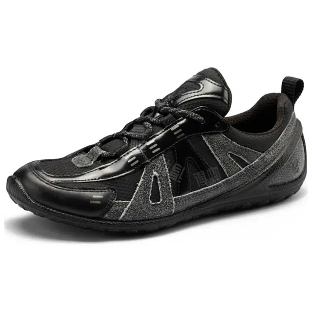 Natacha x ecco BIOM LITE
