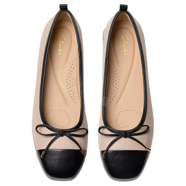 Clarks Ubree15 Poppy Sand Combi