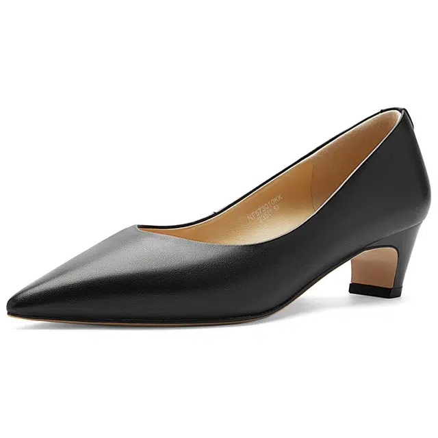 NINE WEST