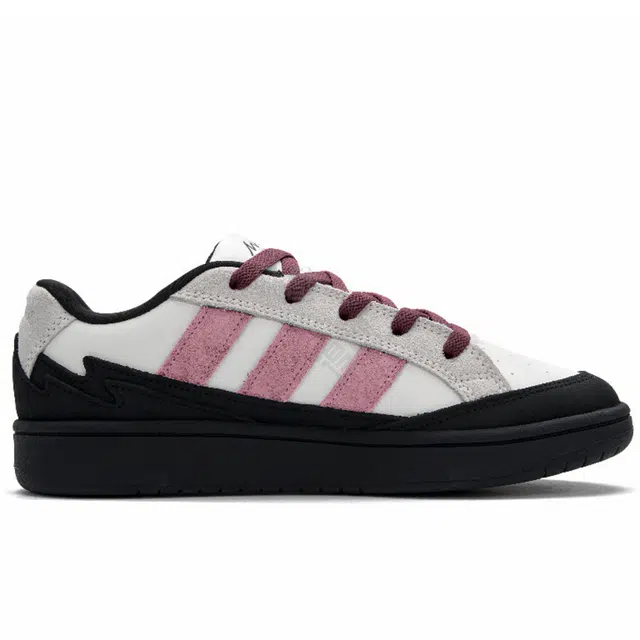 adidas WCARD ADV