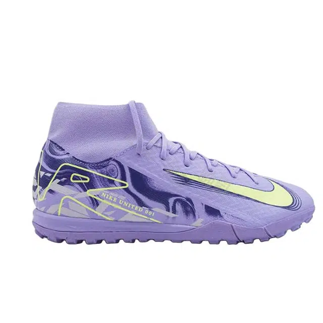 Nike 16