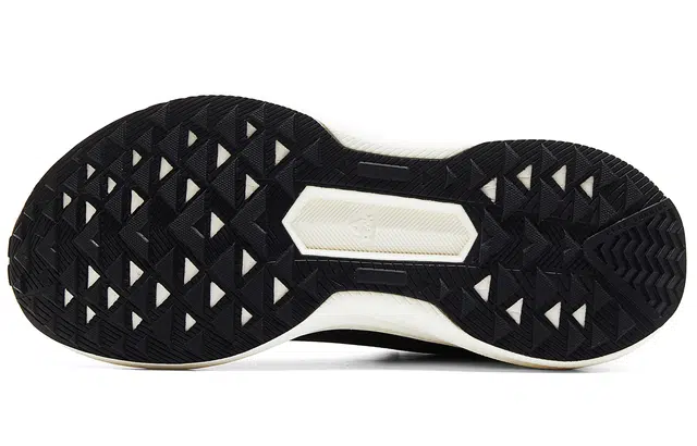 匹克 态极 大众系列 舒适时尚百搭防滑耐磨透气 低帮 休闲跑步鞋 男女同款 黑乳白