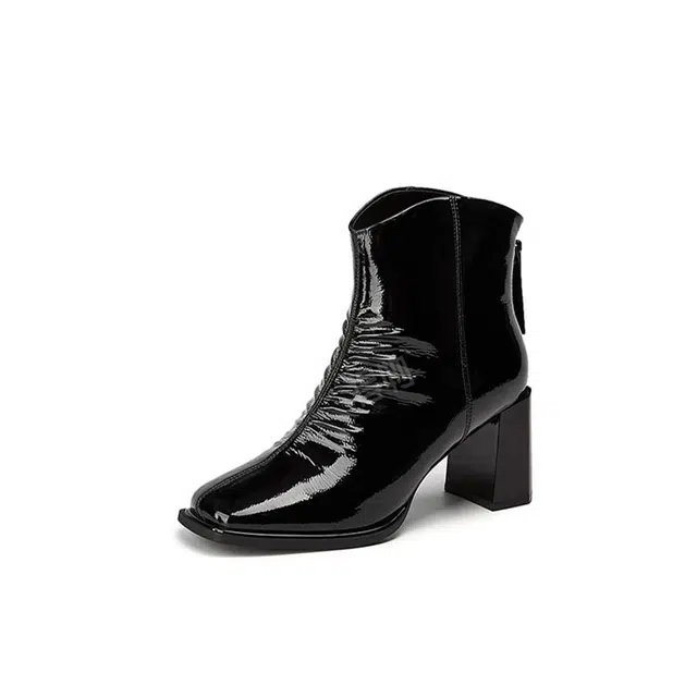 DAPHNE PU