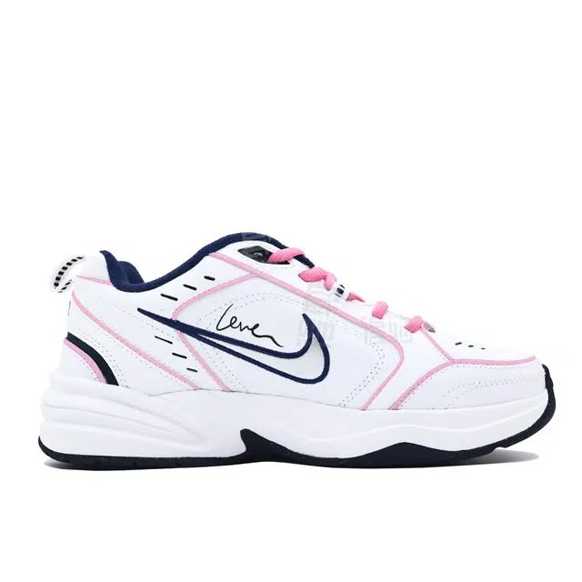 Nike Air Monarch 4