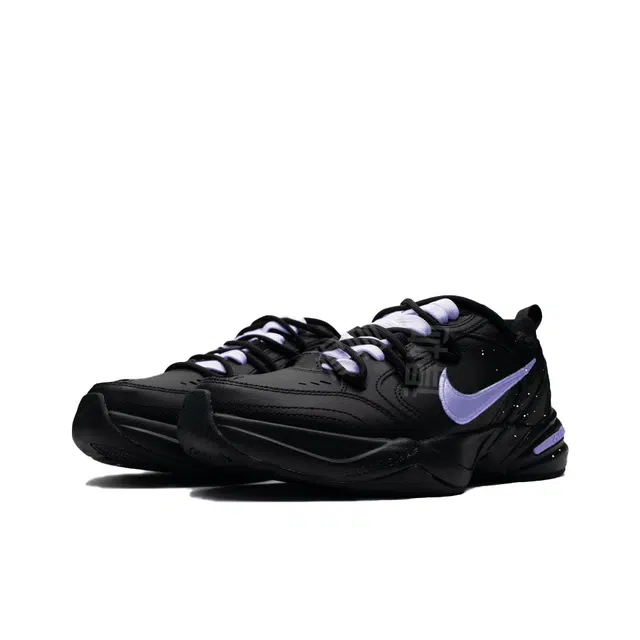Nike Air Monarch 4