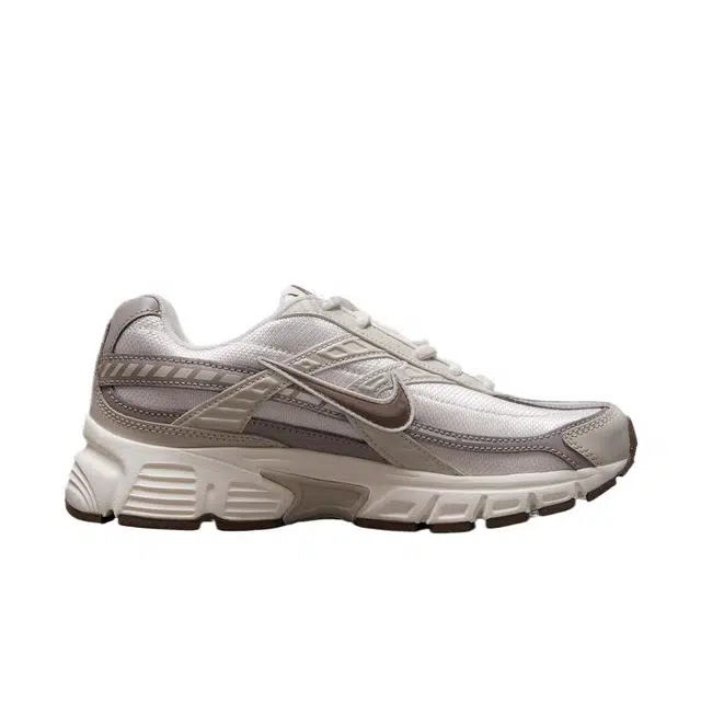 Nike Initiator