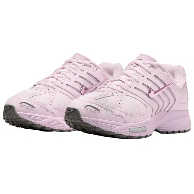 Nike Air Pegasus 2K5