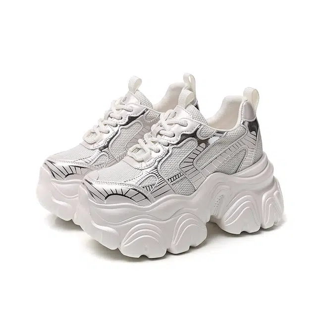 AQUASCUTUM