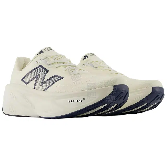 New Balance Fresh Foam X More v5