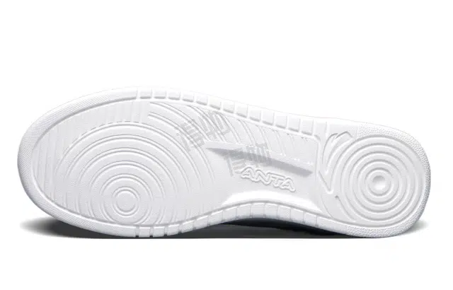 Anta 33