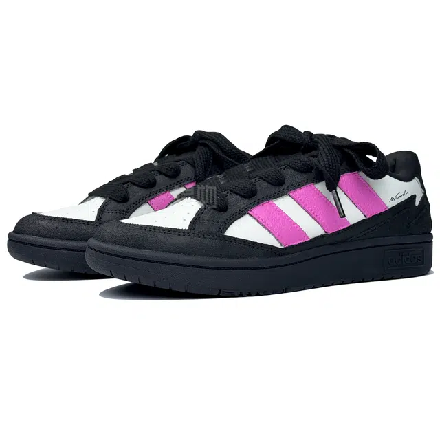 adidas WCARD ADV
