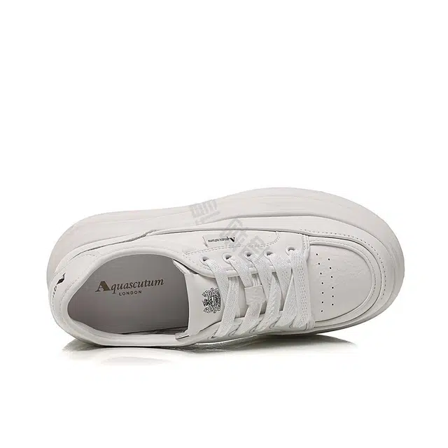 AQUASCUTUM