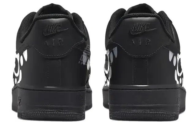 Nike Air Force 1 triple black TCO