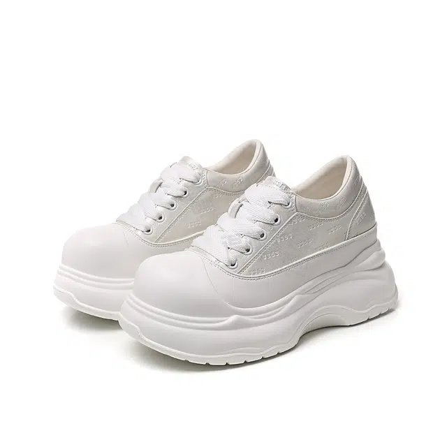 AQUASCUTUM