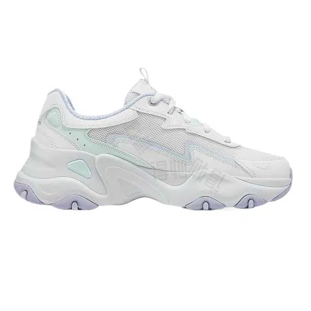 Skechers