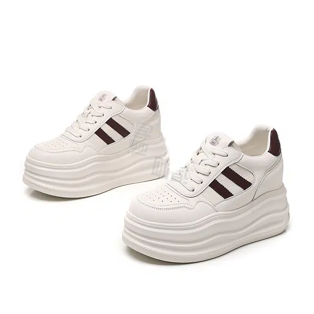 AQUASCUTUM