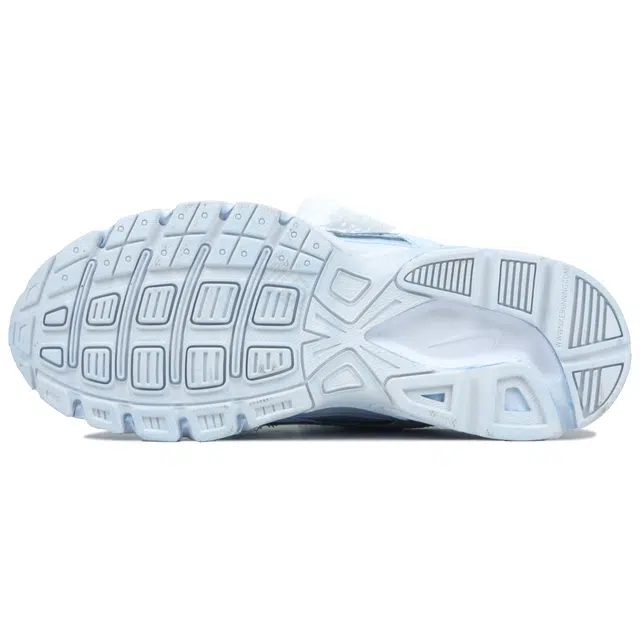 Nike Initiator