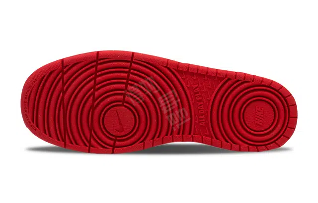 Nike Court Royale 2