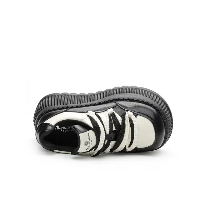 AQUASCUTUM