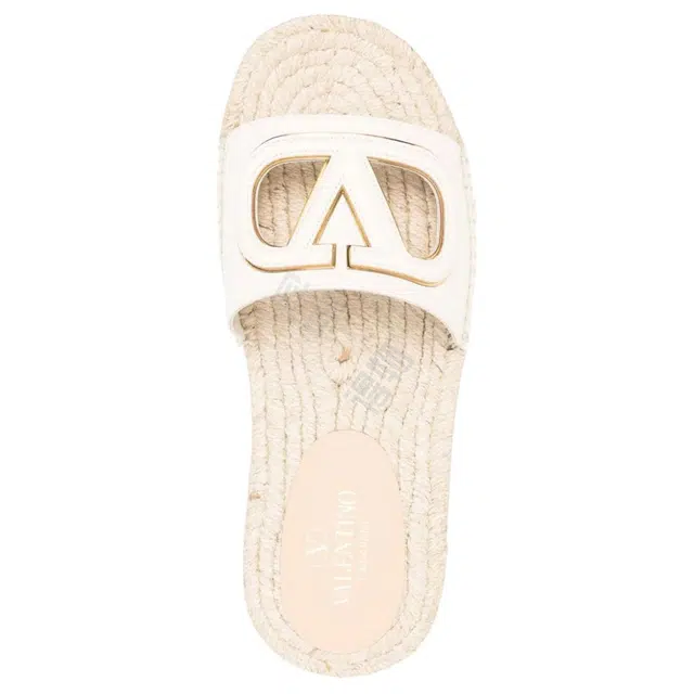 Valentino Vlogo